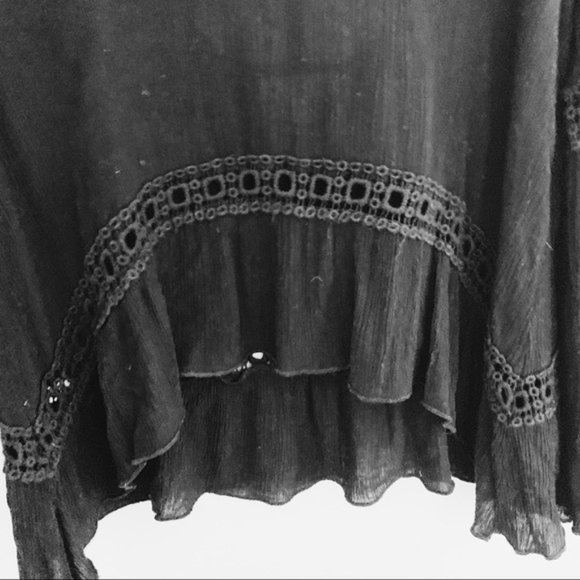 Patrons of Peace Bell Sleeve Open Back Boho Top - Picture 4 of 6